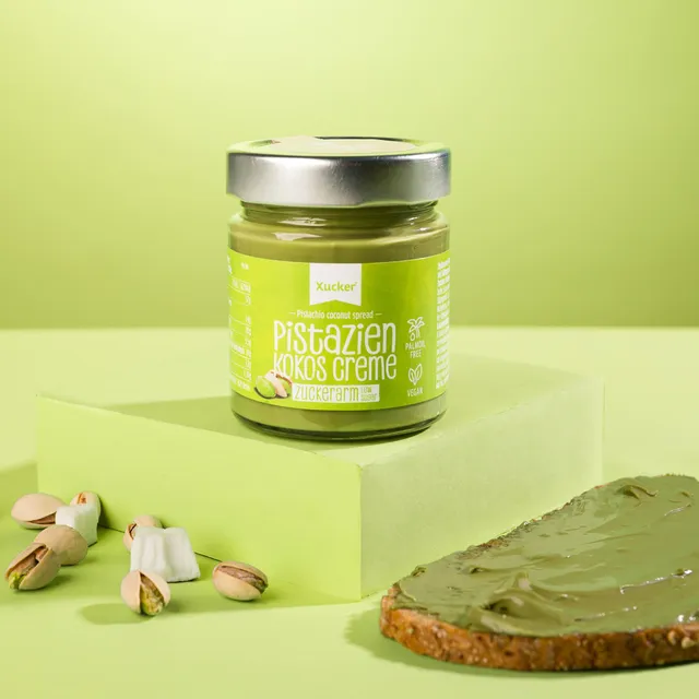 xucker-pistazien-kokos-creme-zuckerarm-mit-xylit-veganer-aufstrich-ohne-palm-l-2 image 1